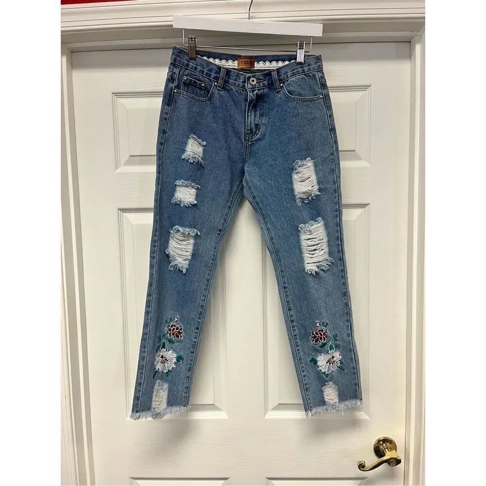 POL Floral Embroidered Distressed Frayed Hem Jeans sz S NWOT
